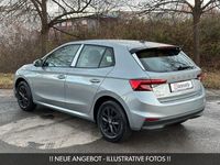 Neu Skoda 105 95 PS (69 kW) 2026 Silber Limousine