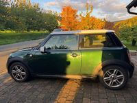Gebraucht Mini Cooper 122 PS (89 kW) 2011 Grün Kleinwagen