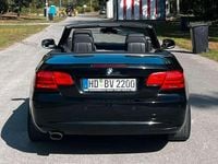 Gebraucht BMW 320 Cabriolet 170 PS (125 kW) 2011 Schwarz Cabrio