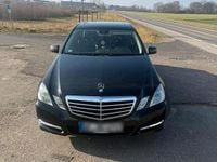 Gebraucht Mercedes E200 136 PS (100 kW) 2011 Schwarz Limousine