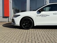 Gebraucht VW Passat R-line 177 PS (130 kW) 2025 Weiß Kombi