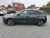 Neu Hyundai i30 Advantage 101 PS (74 kW) 2025 Grün Limousine