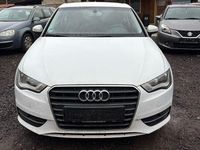 Gebraucht Audi A3 Attraction 105 PS (77 kW) 2014 Weiß Limousine