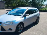 Gebraucht Ford Focus 125 PS (91 kW) 2013 Silber Kombi