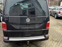 Gebraucht VW Transporter Highline 204 PS (150 kW) 2018 Deep black perleffekt Van