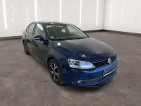 Gebraucht VW Jetta Comfortline 105 PS (77 kW) 2011 Blau Limousine