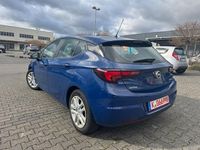 Gebraucht Opel Astra 105 PS (77 kW) 2019 Blau Limousine