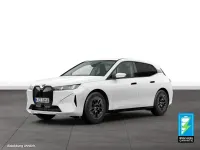 Gebraucht BMW iX 300 kW (408 PS) 2025 Weiß SUV
