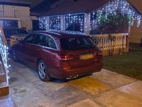 Gebraucht Mercedes C220 Avantgarde 170 PS (125 kW) 2016 Rot Kombi