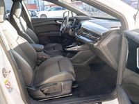 Gebraucht Audi Q4 e-tron Ambiente 150 kW (204 PS) 2022 Gletscherweiß metallic SUV