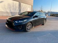 Second-hand Kia ProCeed 204 CP (150 kW) 2021 Negru Break