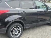 Gebraucht Ford Kuga Titanium 140 PS (102 kW) 2013 Schwarz SUV