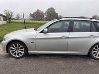 Gebraucht BMW 318 143 PS (105 kW) 2008 Silber Kombi