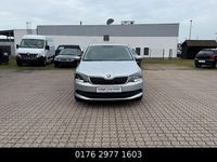 Gebraucht Skoda Fabia Ambition 90 PS (66 kW) 2017 Silber Limousine