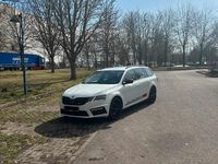 Gebraucht Skoda Octavia RS 230 PS (169 kW) 2017 Weiß Kombi