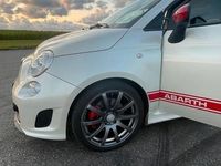 Gebraucht Abarth 500 135 PS (99 kW) 2010 Weiß Kleinwagen