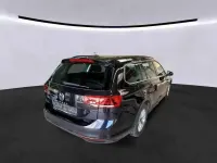 Gebraucht VW Passat Business 150 PS (110 kW) 2023 Deep black perleffekt (metallic) Kombi