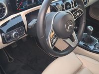 Gebraucht Mercedes A180 Progressive 136 PS (100 kW) 2020 Schwarz Limousine