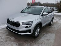 Neu Skoda Karoq Selection 150 PS (110 kW) 2025 Brillantsilber metallic SUV