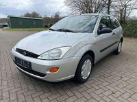 Gebraucht Ford Focus Trend 75 PS (55 kW) 2000 Silber Limousine