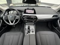 gebraucht BMW 520 d xDrive Limousine LED PA RFK Tempo Shz 17 LM