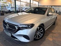 Gebraucht Mercedes E200 204 PS (150 kW) 2024 Silber Kombi