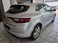 Używany Renault Mégane IV 132 KM (97 kW) 2017 Szary