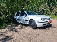 Gebraucht VW Golf IV 110 PS (80 kW) 2002 Weiß Kleinwagen