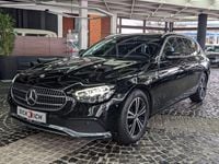 Gebraucht Mercedes E220 Avantgarde 220 PS (161 kW) 2022 Schwarz Limousine