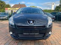 gebraucht Peugeot 5008 1.6 L Family -Panoramadach-NAV-SHZ