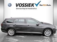 Gebraucht VW Passat Elegance 150 PS (110 kW) 2019 Grau metallic Kombi