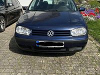 Second-hand VW Golf IV 101 CP (74 kW) 2000 Albastru Berlinǎ