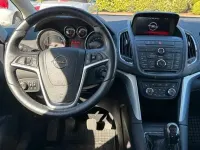 Gebraucht Opel Zafira Tourer Edition 140 PS (102 kW) 2015 Argon silber/ice silver (m2) Van / Kleinbus