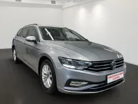 Gebraucht VW Passat Business 150 PS (110 kW) 2023 Silber Kombi