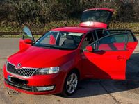 Gebraucht Skoda Rapid Ambition 105 PS (77 kW) 2015 Rot Kleinwagen