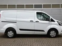 Usata Ford Transit Custom Trend 105 CV (77 kW) 2022 Bianco Monovolume