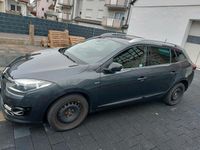 Gebraucht Renault Mégane III Bose Edition 131 PS (96 kW) 2015 Schwarz Kombi