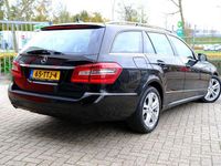 Gebraucht Mercedes E200 Avantgarde 184 PS (135 kW) 2011 Schwarz Kombi