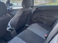 Gebraucht Opel Astra 105 PS (77 kW) 2005 Silber Kombi