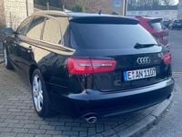 Gebraucht Audi A6 Ambiente 190 PS (139 kW) 2014 Schwarz Kombi