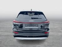 Gebraucht Audi Q4 e-tron Advanced 150 kW (204 PS) 2022 Mythosschwarz metallic SUV