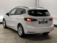 Gebraucht BMW 218 150 PS (110 kW) 2023 Alpinweiss iii Van / Kleinbus