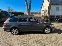 Gebraucht VW Passat 150 PS (110 kW) 2014 Braun Kombi