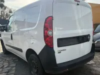 Używany Opel Combo 95 KM (69 kW) 2018 Biały Minivan