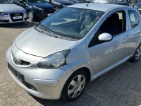 Gebraucht Toyota Aygo Cool 68 PS (50 kW) 2007 Silver mica metallic Kleinwagen