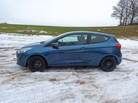 Gebraucht Ford Fiesta Trend 101 PS (74 kW) 2018 Blau Kleinwagen