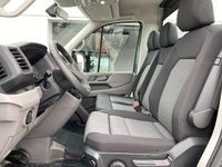 Gebraucht VW Crafter 177 PS (130 kW) 2022 Indiumgrau metallic Van