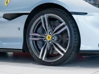 Second-hand Ferrari Portofino 620 CP (456 kW) 2022 Gri Cabrio
