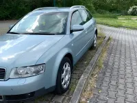 Gebraucht Audi A4 132 PS (97 kW) 2001 Blau Kombi