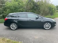 Gebraucht Opel Astra 131 PS (96 kW) 2012 Schwarz Kombi